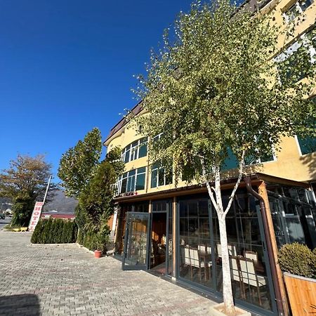 Hotel Yal Restaurant Тетово Экстерьер фото